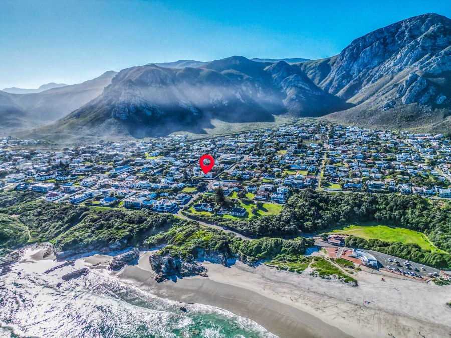 4 Bedroom Property for Sale in Voelklip Western Cape
